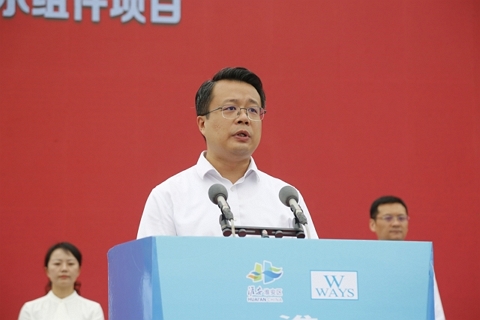 淮安凯发一触即发, 凯发一触即发官网轻量化车载新型显示组件项目开工建设4.JPG